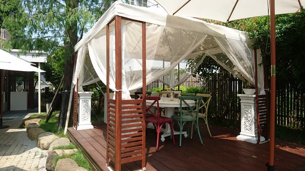 Maison de Verre 梅森維拉:高雄~Maison de Verre 梅森維拉玻璃屋餐廳~浪漫優雅的早午餐~情侶約會餐廳~特色餐廳~