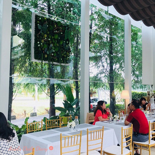 【高雄美食】隱身愛河畔的玻璃花屋 ❤ 梅拉維森Maison de Verre ❤ 浪漫佈置讓你享受法式優雅