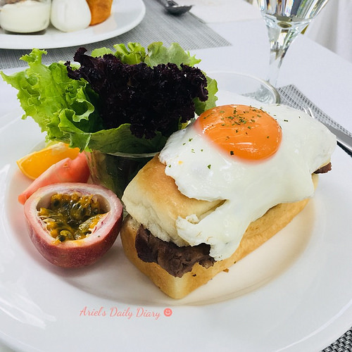 【高雄美食】隱身愛河畔的玻璃花屋 ❤ 梅拉維森Maison de Verre ❤ 浪漫佈置讓你享受法式優雅