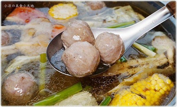 台南阿財牛肉湯(台中五權店)：台中西區』台南阿財牛肉湯║晚餐消夜新選擇，限量現宰牛肉直輸，清甜牛肉湯晚來就吃不到惹。。。