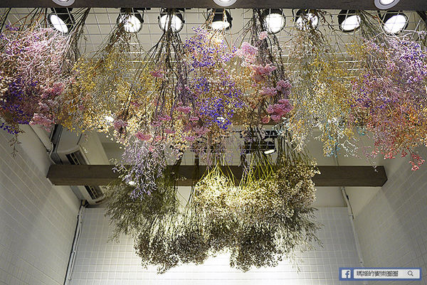 台北東區【Pink Ice冰飲品專賣】新鮮水果雪花冰。開幕第二杯半價。東區冰品。東區冰淇淋