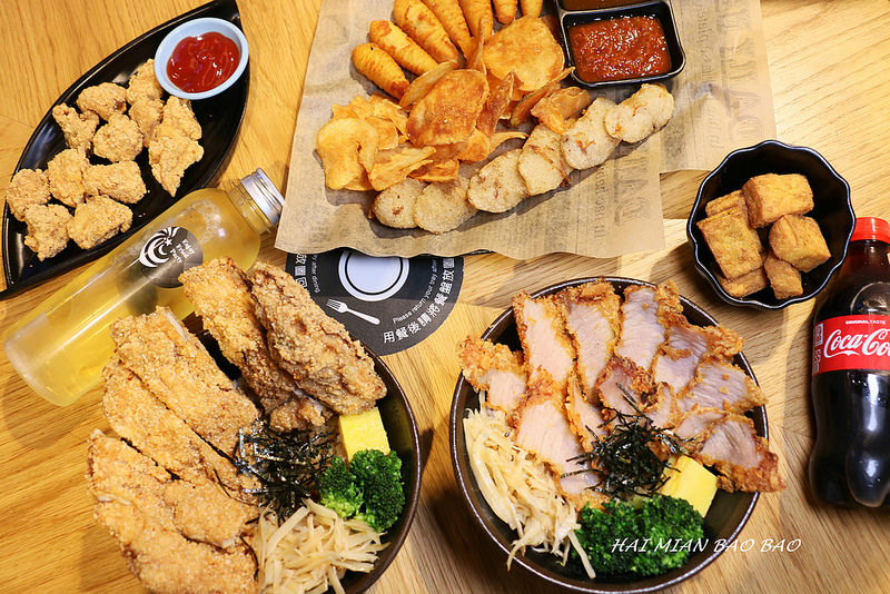 『炸去啃Chicken職人炸物(台北信義A11店)』信義新光三越美食/時尚鹽酥雞/巨無霸雞排丼飯/優惠套餐/菜單/全台分店資訊(捷運市政府站)