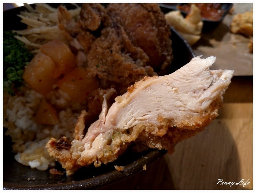 【台北】炸去啃職人炸物/雞排/內用鹹酥雞/丼飯/新光信義A11分店