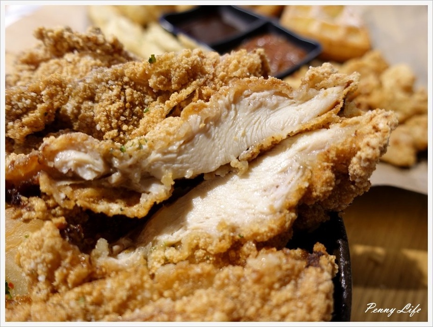 【台北】炸去啃職人炸物/雞排/內用鹹酥雞/丼飯/新光信義A11分店