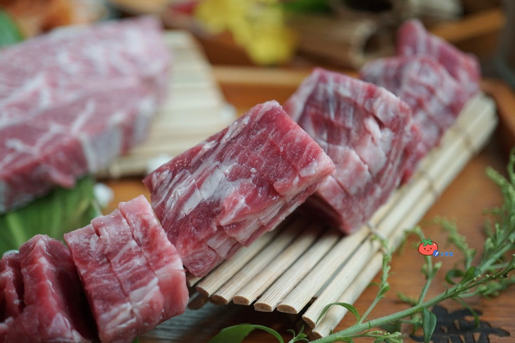 景美平價燒肉 單點式 花雕雞火鍋