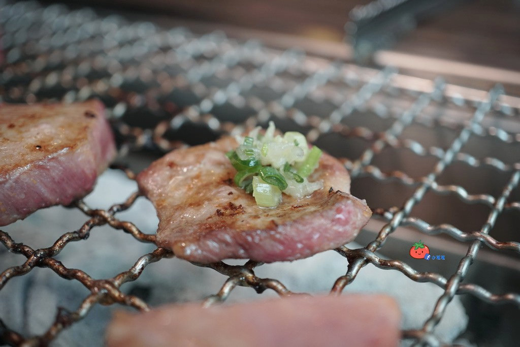 景美平價燒肉 單點式 花雕雞火鍋