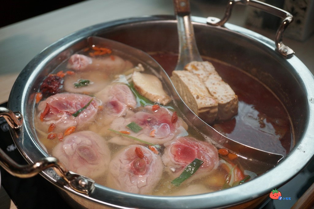 景美平價燒肉 單點式 花雕雞火鍋