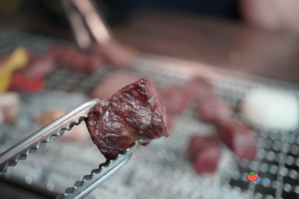 景美平價燒肉 單點式 花雕雞火鍋