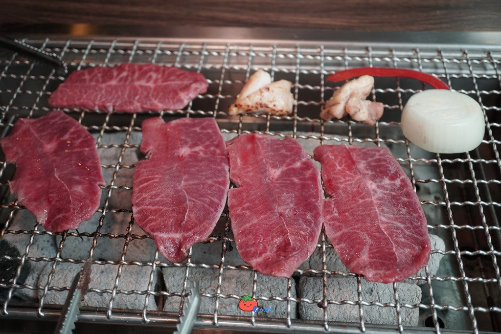 景美平價燒肉 單點式 花雕雞火鍋