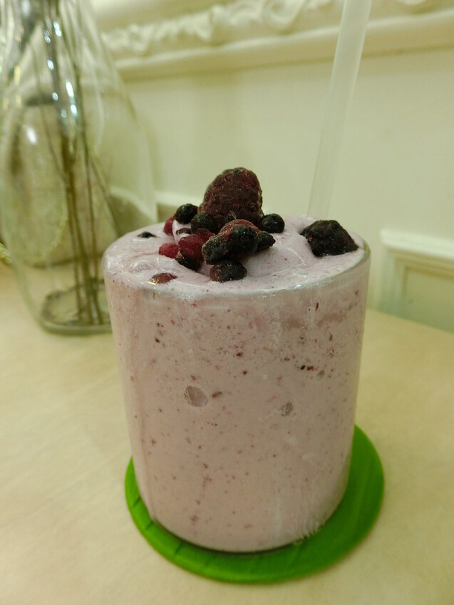 台中必吃雲朵舒芙蕾厚鬆餅！Tiffany藍餐廳野米樂，近科博館超方便。