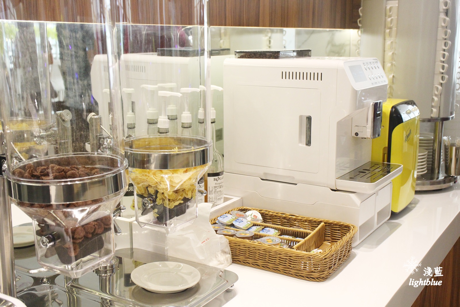 桃園住宿:淺藍 × 6星旅館~168inn集團7月新開幕桃園最大高級汽車旅館