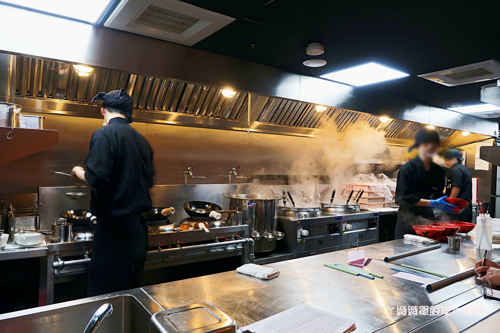 台中平價拉麵推薦｜一幻拉麵！中友百貨湯頭超蝦的北海道拉麵