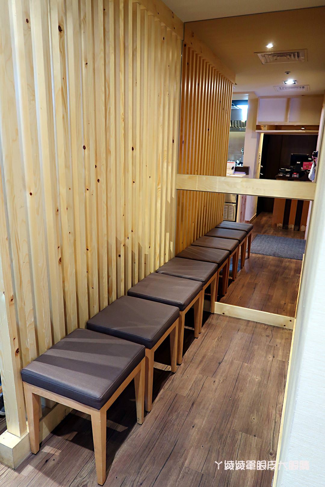 台中平價拉麵推薦｜一幻拉麵！中友百貨湯頭超蝦的北海道拉麵