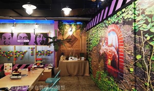 饕飽複合飲食館:宜蘭多國風味料理餐廳【饕飽複合飲食館】,近宜蘭火車站,東門夜市旁。套餐組合白飯/湯品無限續;打卡再送蝶豆花漸層氣泡飲。吃得巧也吃得飽CP值超高