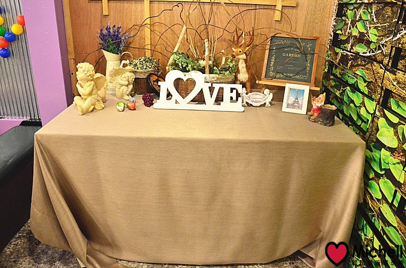 饕飽複合飲食館