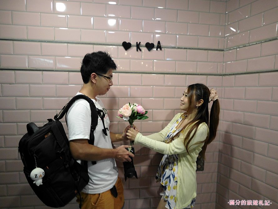 台中北區美食》台中新餐廳 JAI 宅 叢林風異國料理 來宅餐廳當貨車show girl - 滿分的旅遊札記