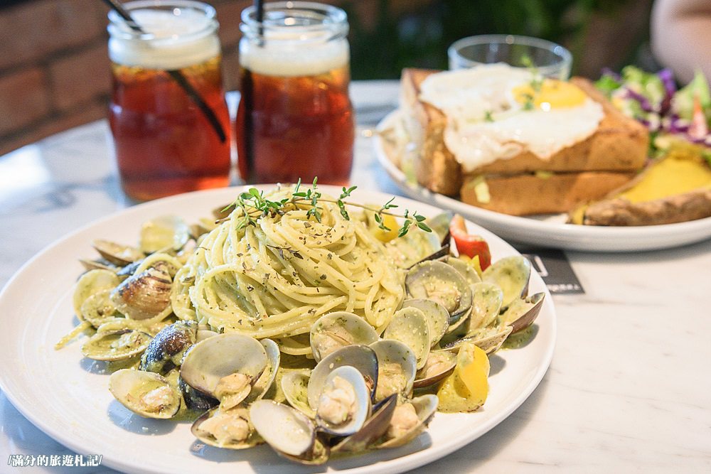 台中北區美食》台中新餐廳 JAI 宅 叢林風異國料理 來宅餐廳當貨車show girl - 滿分的旅遊札記