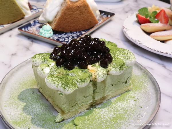 JAI 宅:台中美食│JAI 宅〃台中網美必打卡餐廳,餐點品項多樣化,還有新品甜點等你來品嘗~