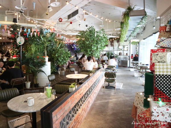 JAI 宅:台中美食│JAI 宅〃台中網美必打卡餐廳,餐點品項多樣化,還有新品甜點等你來品嘗~