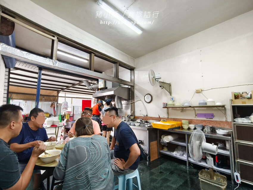 高雄。岡山》簡單質樸又絕妙的煎炒蛋麵