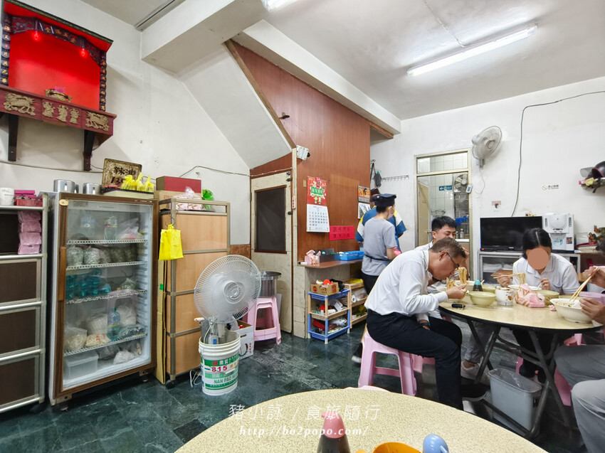 高雄。岡山》簡單質樸又絕妙的煎炒蛋麵