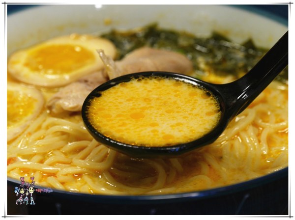 麵屋次郎,八德美食,桃園美食,平價拉麵,大湳市場,拉麵,麻辣拉麵,烤肉串