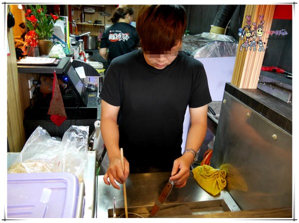 麵屋次郎,八德美食,桃園美食,平價拉麵,大湳市場,拉麵,麻辣拉麵,烤肉串