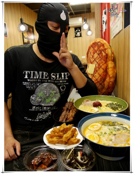 麵屋次郎,八德美食,桃園美食,平價拉麵,大湳市場,拉麵,麻辣拉麵,烤肉串