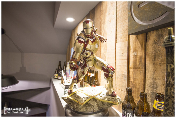 薩克森 比利時餐酒館 Sachsen Beer Bar 自由店:『台中-美食』薩克森比利時餐酒館Sachsen Beer Bar 自由店_200多種的酒類 讓你翻酒單翻到手抽筋