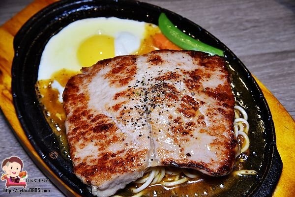 桃園龍潭美食-肉好吃牛排-平價大份量的牛排館,24盎司牛霸好逼人 (邀約) @民宿女王芽月-美食.旅遊.全台趴趴走