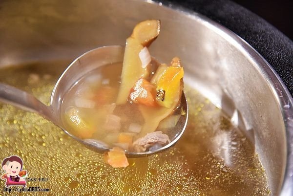 桃園龍潭美食-肉好吃牛排-平價大份量的牛排館,24盎司牛霸好逼人 (邀約) @民宿女王芽月-美食.旅遊.全台趴趴走