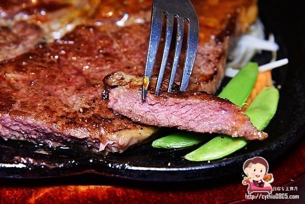 桃園龍潭美食-肉好吃牛排-平價大份量的牛排館,24盎司牛霸好逼人 (邀約) @民宿女王芽月-美食.旅遊.全台趴趴走