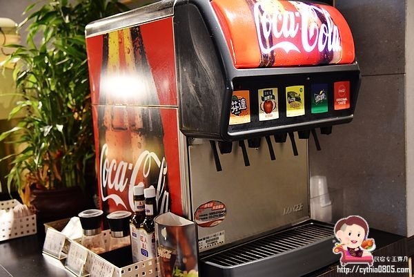 桃園龍潭美食-肉好吃牛排-平價大份量的牛排館,24盎司牛霸好逼人 (邀約) @民宿女王芽月-美食.旅遊.全台趴趴走