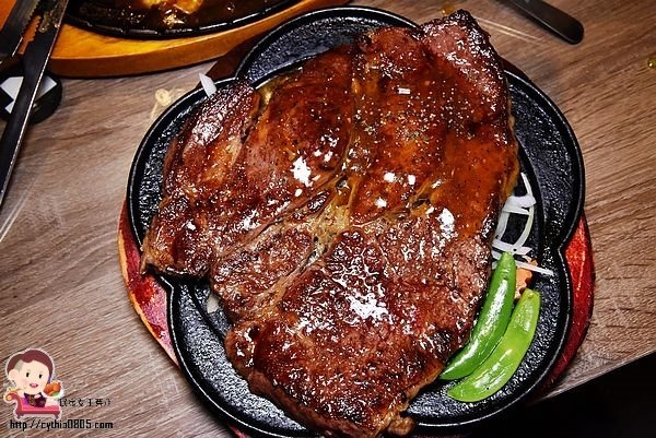 桃園龍潭美食-肉好吃牛排-平價大份量的牛排館,24盎司牛霸好逼人 (邀約) @民宿女王芽月-美食.旅遊.全台趴趴走