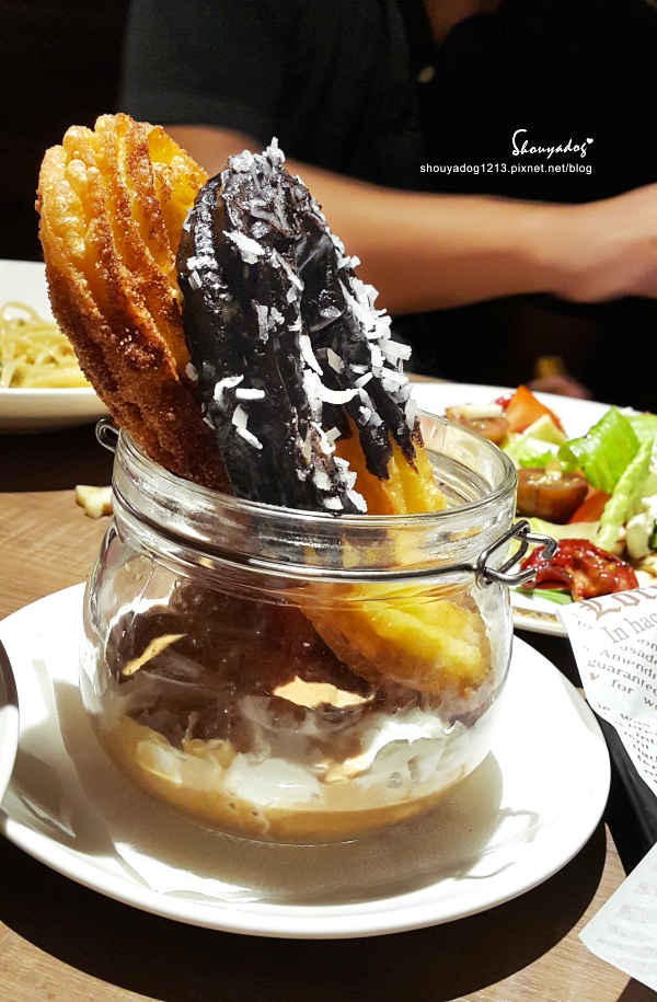 Plan B歐陸街頭小市集餐酒:【歐式餐酒館】超美超好拍的 Plan B 歐陸街頭市集小酒館試吃會