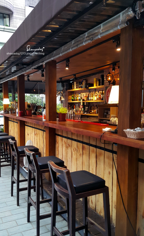 Plan B歐陸街頭小市集餐酒:【歐式餐酒館】超美超好拍的 Plan B 歐陸街頭市集小酒館試吃會