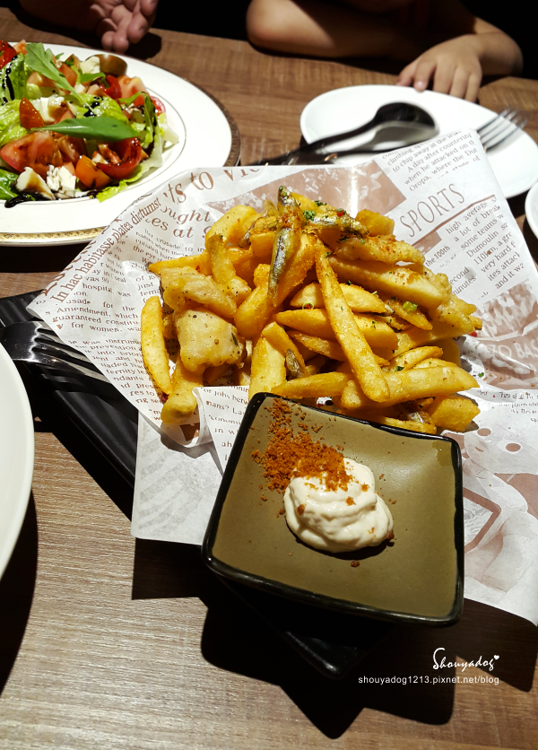 Plan B歐陸街頭小市集餐酒:【歐式餐酒館】超美超好拍的 Plan B 歐陸街頭市集小酒館試吃會