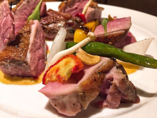 香草慢烤鴨胸襯藍紋乳酪醬