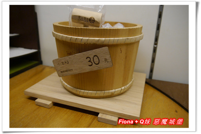 【南投埔里一日遊】桃米親水公園+埔里酒廠+豐年農場+宏基蜜蜂生態農場+敲敲木音樂工房+元首館，無論戲水、美食、觀光、新知通通有，皆是親子同遊好景點 !