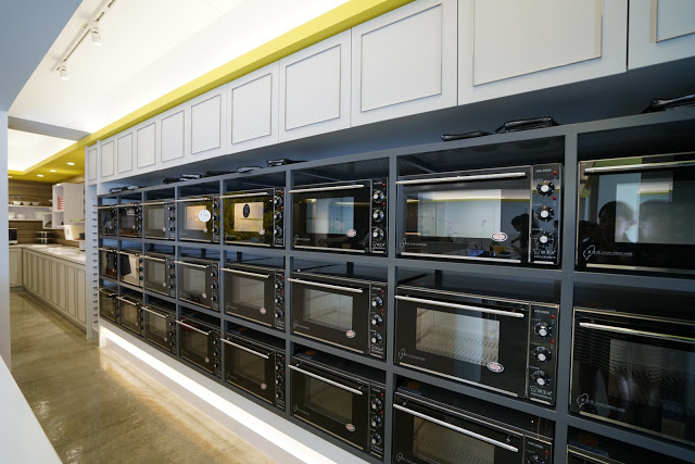 東區甜點親手做 Funsiamo  Café&Play。客自化 Café & Play體驗店鋪。姊妹淘周末玩樂新據點! (近國父紀念館站)