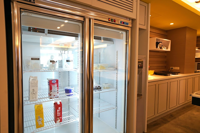 東區甜點親手做 Funsiamo  Café&Play。客自化 Café & Play體驗店鋪。姊妹淘周末玩樂新據點! (近國父紀念館站)