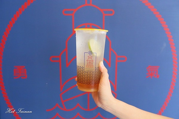 大諾亞飲品:【台南美食】大諾亞飲品BigNoah:南應大周邊人氣飲品店!找一杯屬於自己的希望與勇氣吧~