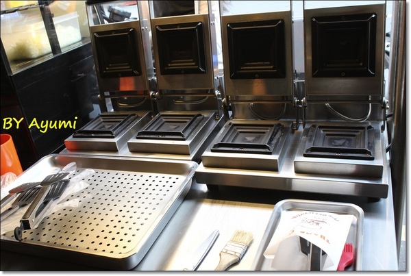 行運吐司FabulousToast：[食記]來自新北市土城區的熱壓吐司專賣-行運吐司♥起司控會失控會著迷、下午茶以及宵夜的好選擇♥