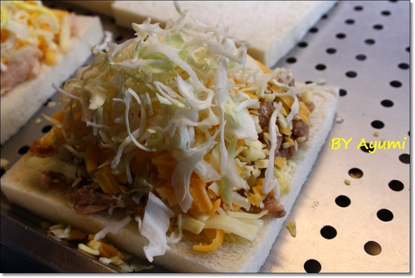 行運吐司FabulousToast：[食記]來自新北市土城區的熱壓吐司專賣-行運吐司♥起司控會失控會著迷、下午茶以及宵夜的好選擇♥