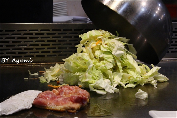 鴻悅鐵板燒：[食記]新北市三重區鴻悅平價鐵板燒～七夕情人節快帶女朋友來享用平價頂級的鐵板燒料理吧！