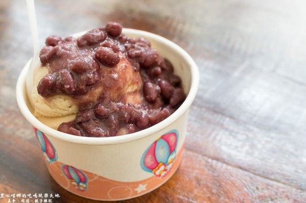 蕭家大院兔子寵物餐廳:屏東︱蕭家大院兔子寵物餐廳 帶著孩子餵兔子、和兔子玩躲貓貓吧!