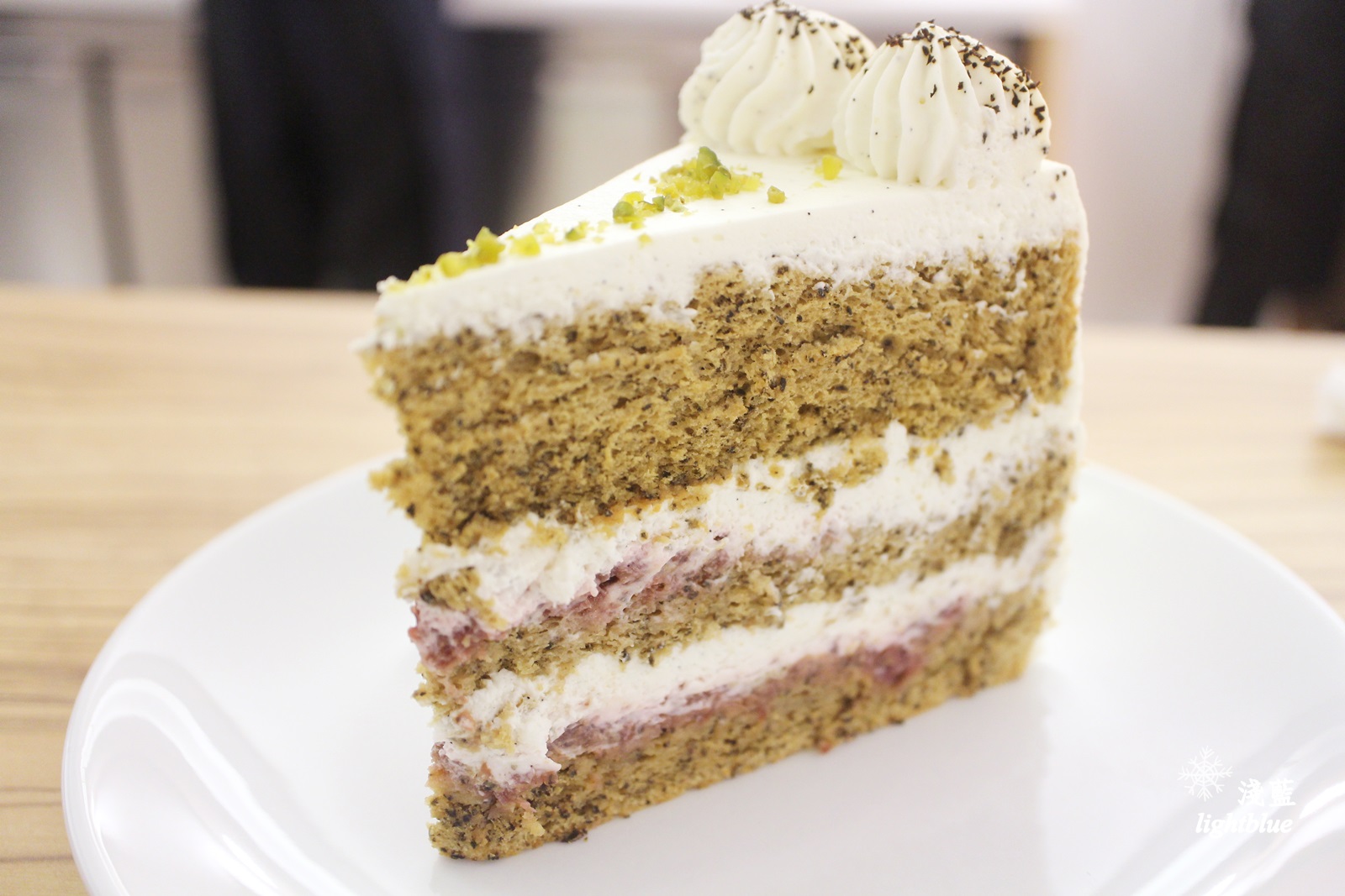 [ 國父紀念館美食 ] 淺藍 × sweet tooth～大份量小山園抹茶千層蛋糕