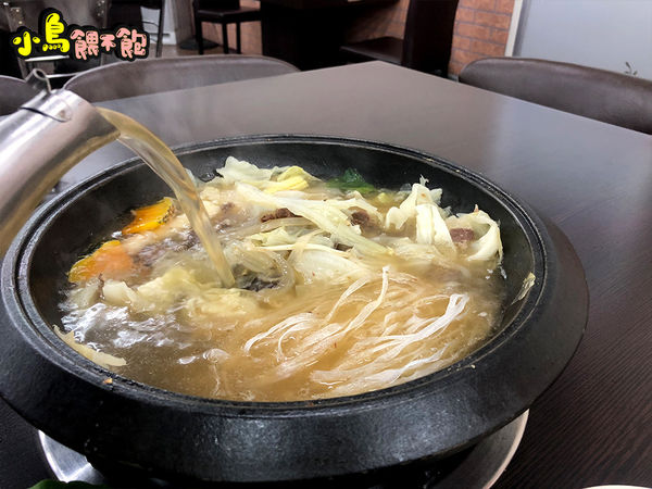 不用吃到飽，平價就可以吃很飽！《嘉義老牌石頭火鍋-明誠店》大推浮誇的花枝蝦仁漿