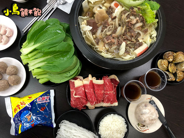 不用吃到飽，平價就可以吃很飽！《嘉義老牌石頭火鍋-明誠店》大推浮誇的花枝蝦仁漿