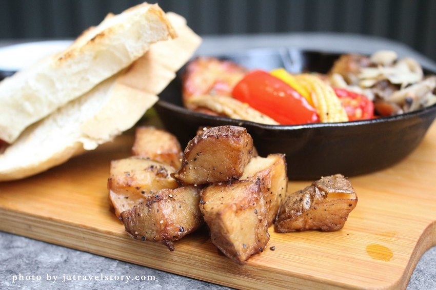 窩巷弄 超邪惡起司雞蛋培根麵!空間寬敞、氛圍安靜舒適【捷運公館】台大公館聚餐餐廳/公館美食推薦/寵物友善餐廳 @J&A的旅行